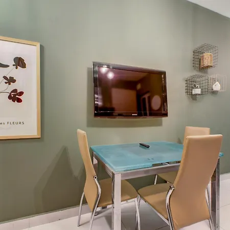 Comfortable 1br With Wifi & Ac In Centre By 360 Estates Apartman