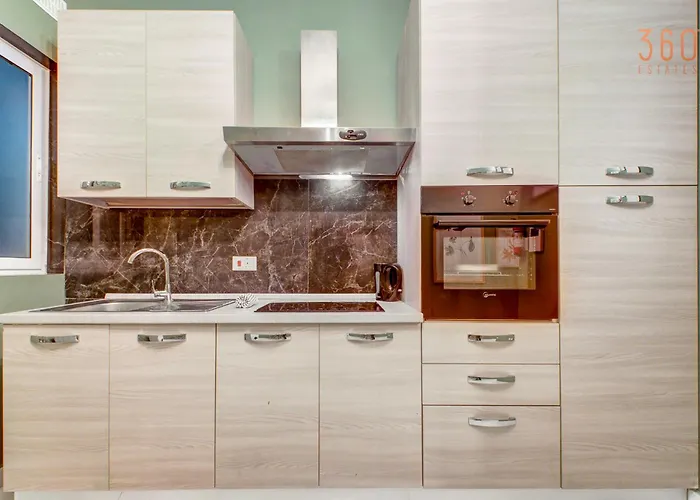 Comfortable 1br With Wifi & Ac In Centre By 360 Estates Gzira