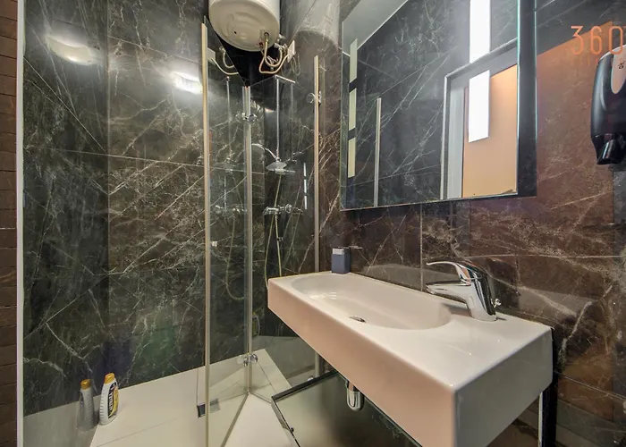 Comfortable 1br With Wifi & Ac In Centre By 360 Estates Lejlighed *