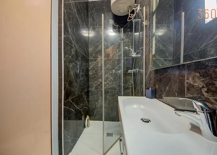 Lejlighed Comfortable 1br With Wifi & Ac In Centre By 360 Estates *